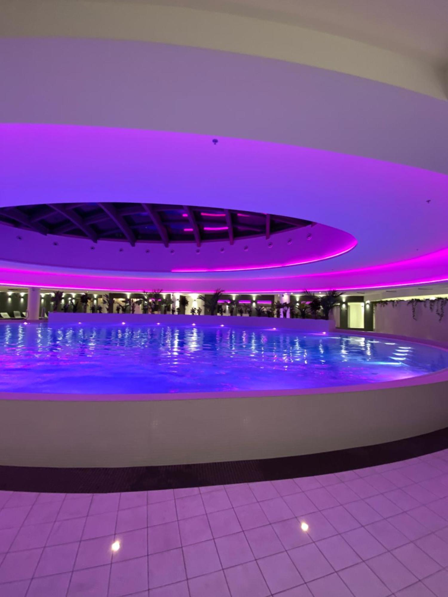 Hanza Tower Apartament Times Square Szczecin Bagian luar foto